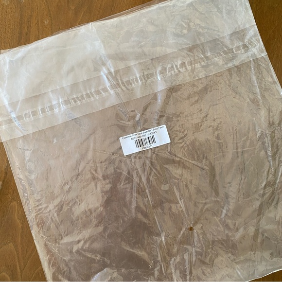 Elizabeth Suzann Essential Crew Neck Sweater Climate Beneficial Wool - Picture 9 of 15